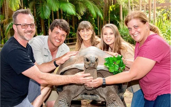 Bindi Irwin hits back at cruel lies about Terri and Chandler’s mum