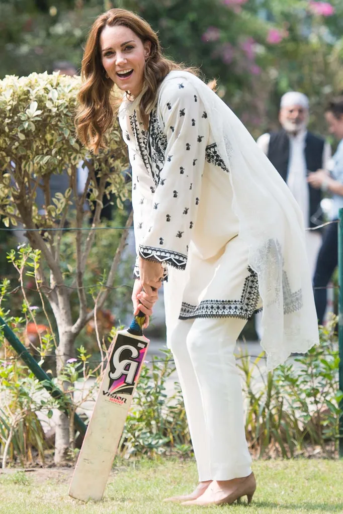 Kate Middleton and Prince William played cricket with the children at the SOS Village in Lahore.