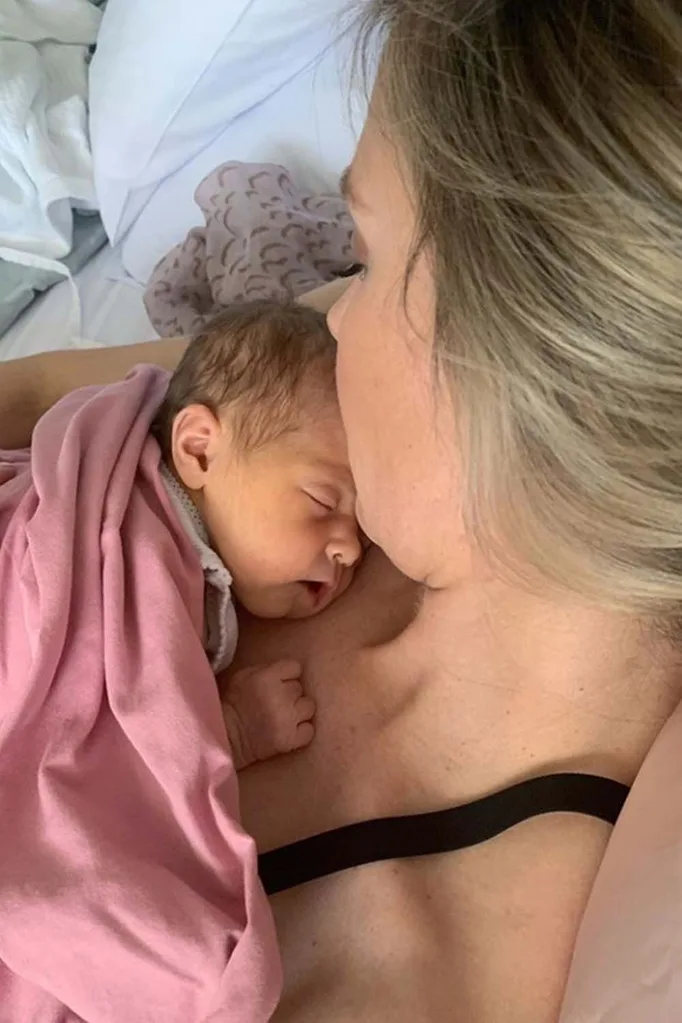 Jennifer Hawkins gives birth baby girl