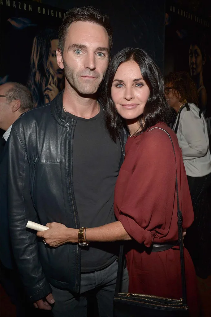 Courtney Cox is dating Johnny McDaid from Snow Patrol
