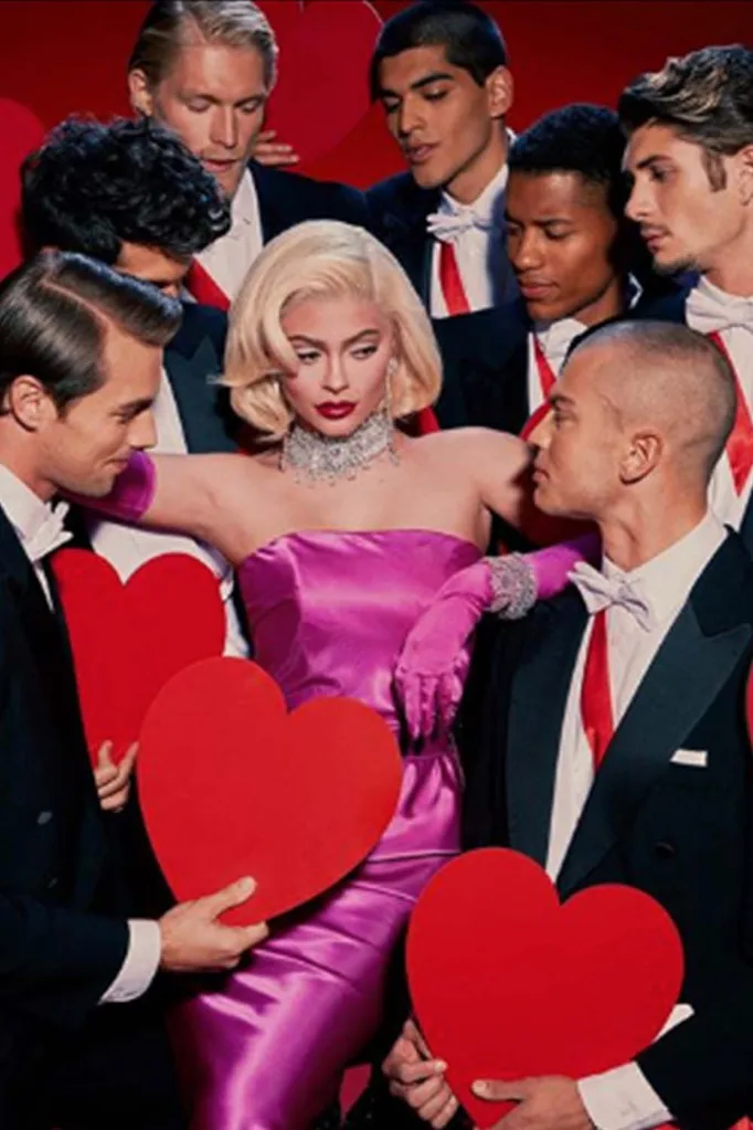 Kylie Jenner dresses up Marilyn Monroe