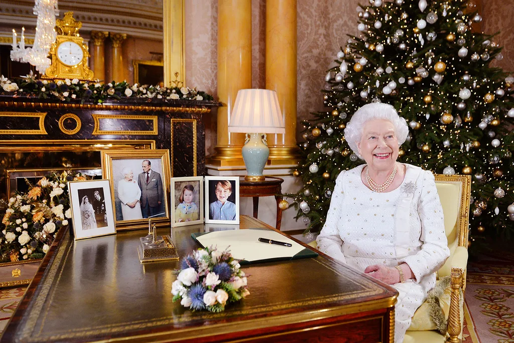 queen christmas