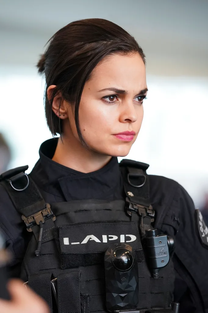 Lina Esco in tk.