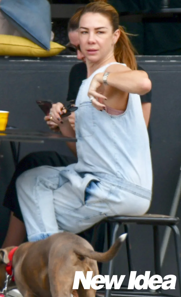 Kate Ritchie and Hemsworths
