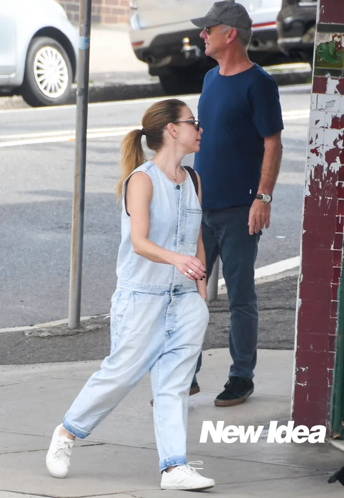 Kate Ritchie and Hemsworths