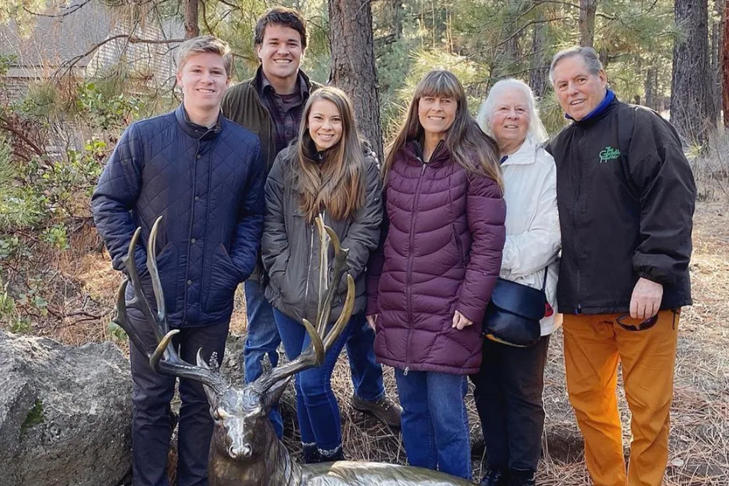 Bindi Irwin family Terri Chandler Powell Robert
