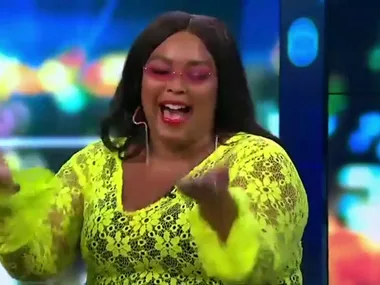 Lizzo roasts Peter Helliar after he asks her to help him twerk on TV