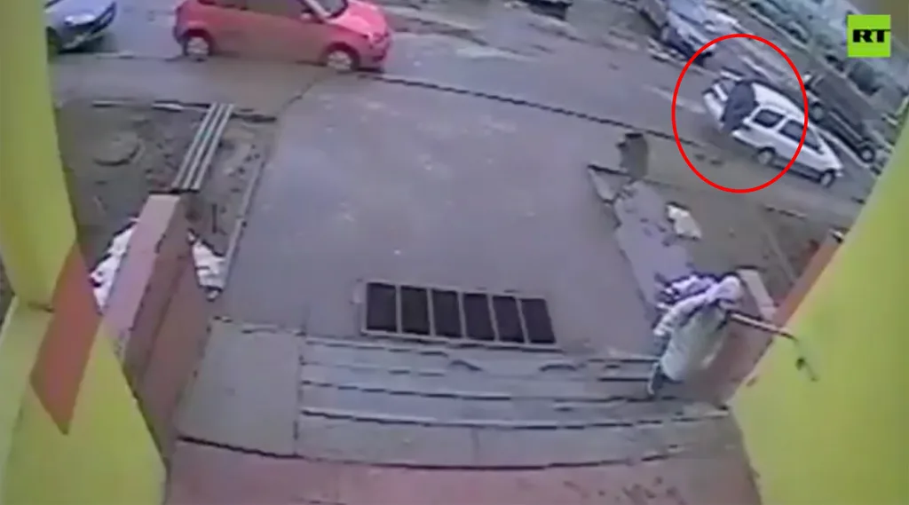Girl followed home in Russia
