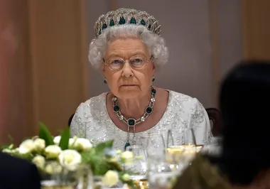 The Queen cuts off her sandwich crusts