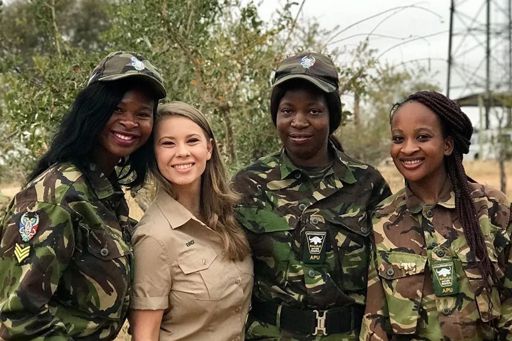 Bindi Irwin Black Mambas
