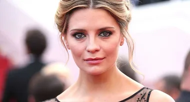 Disturbing Footage Of Drugged Mischa Barton’s Strange Behaviour Emerges