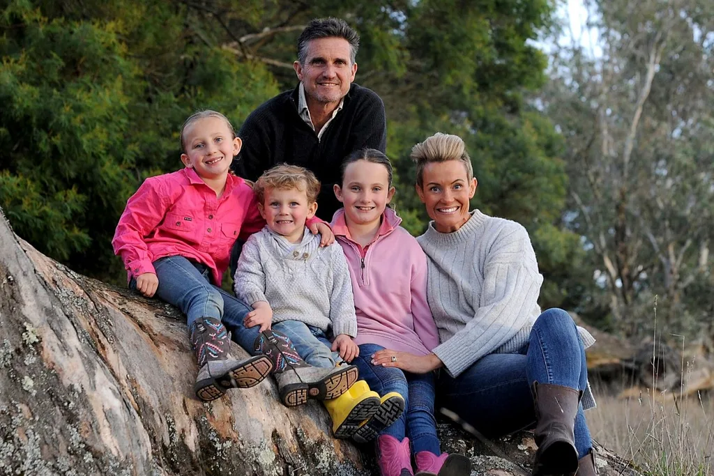 Farmer Wants a Wife Jo Rob