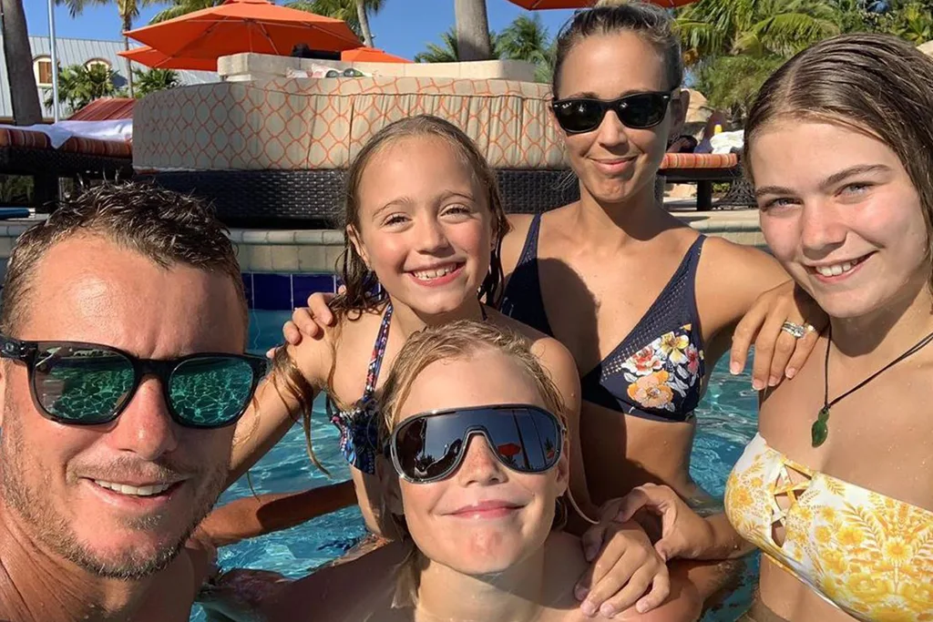 Hewitt family