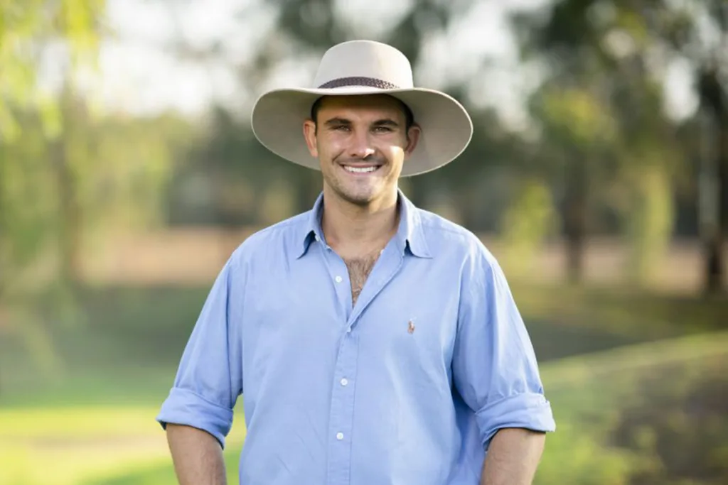 Farmer Wants a Wife Alex