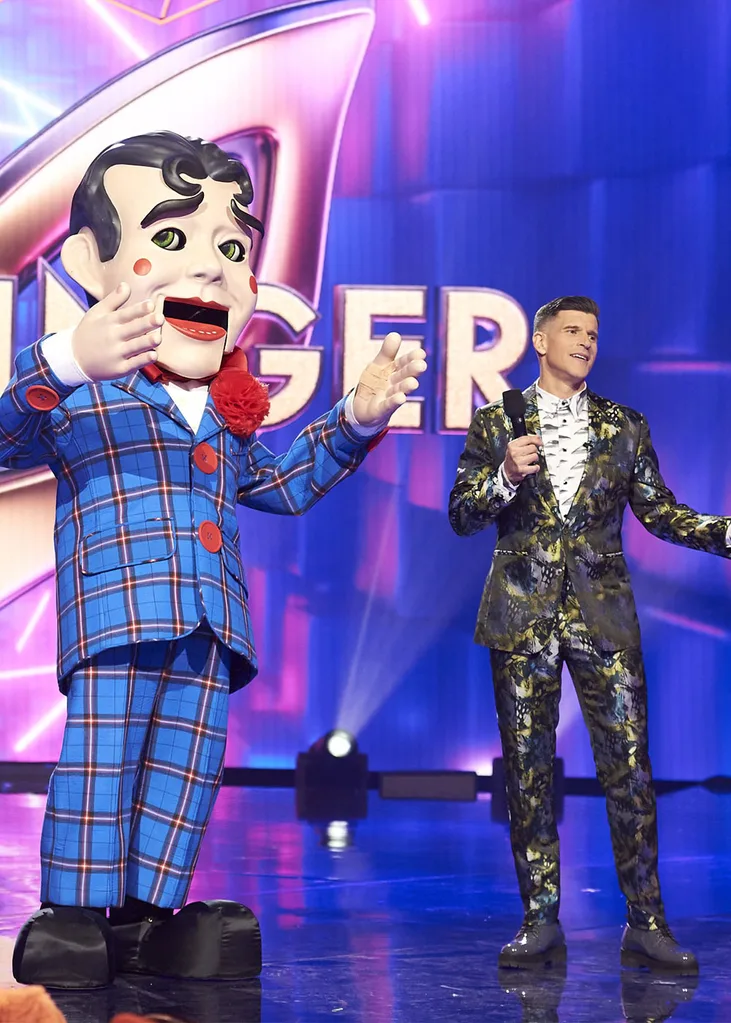 Masked Singer Hot Seat