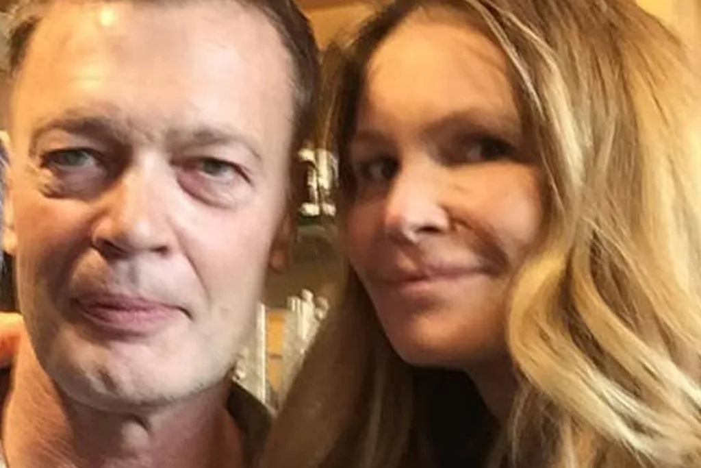 Elle Macpherson and Andrew Wakefield