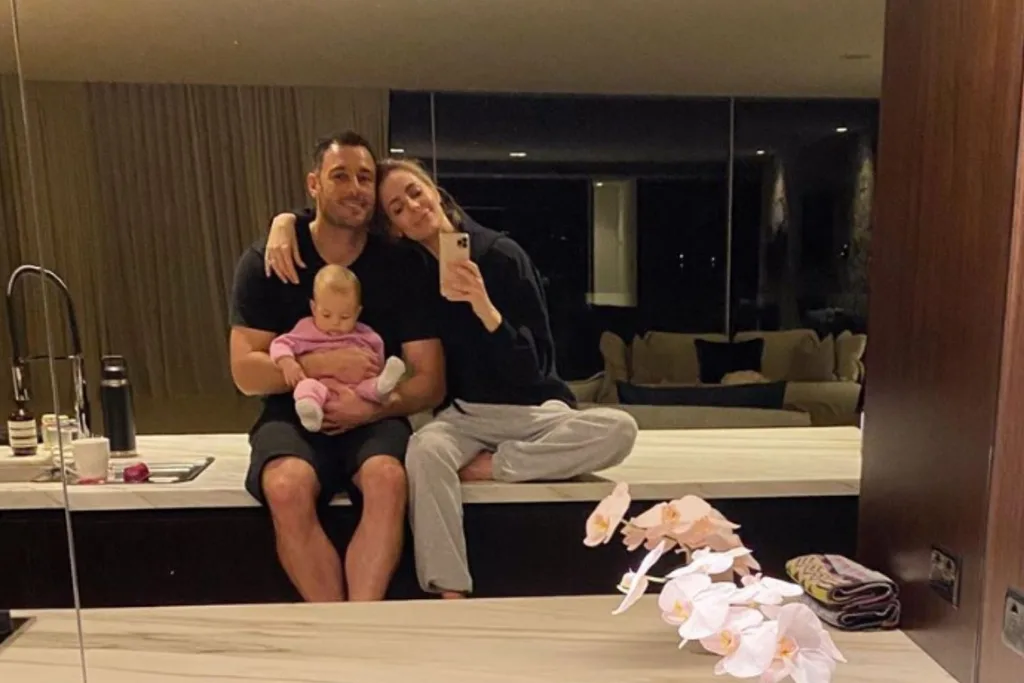 jen Hawkins Jake Wall Frankie