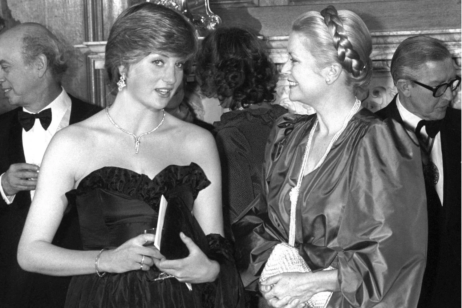 Princess Diana and Princess Grace's bizarre bond New Idea