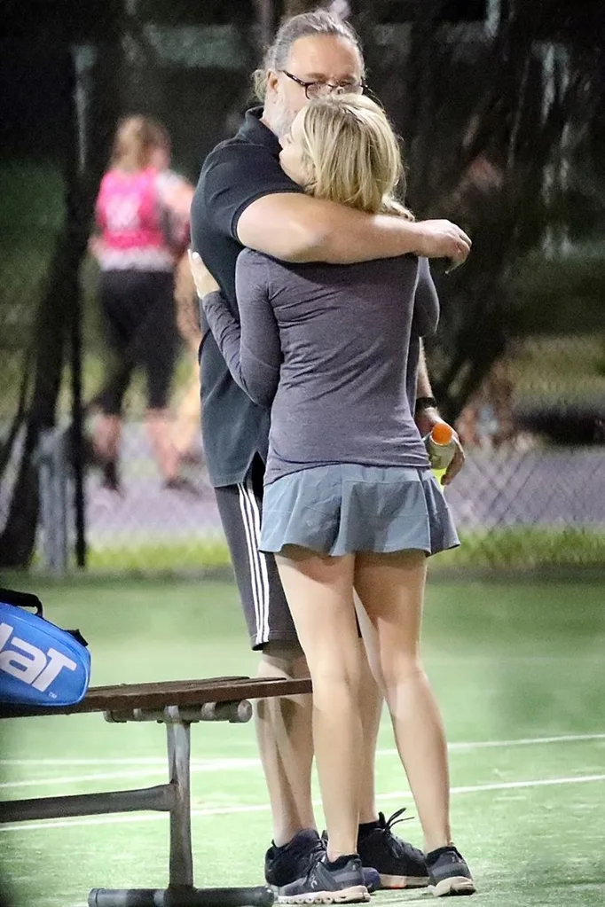 Russell Crowe and Britney Theriot