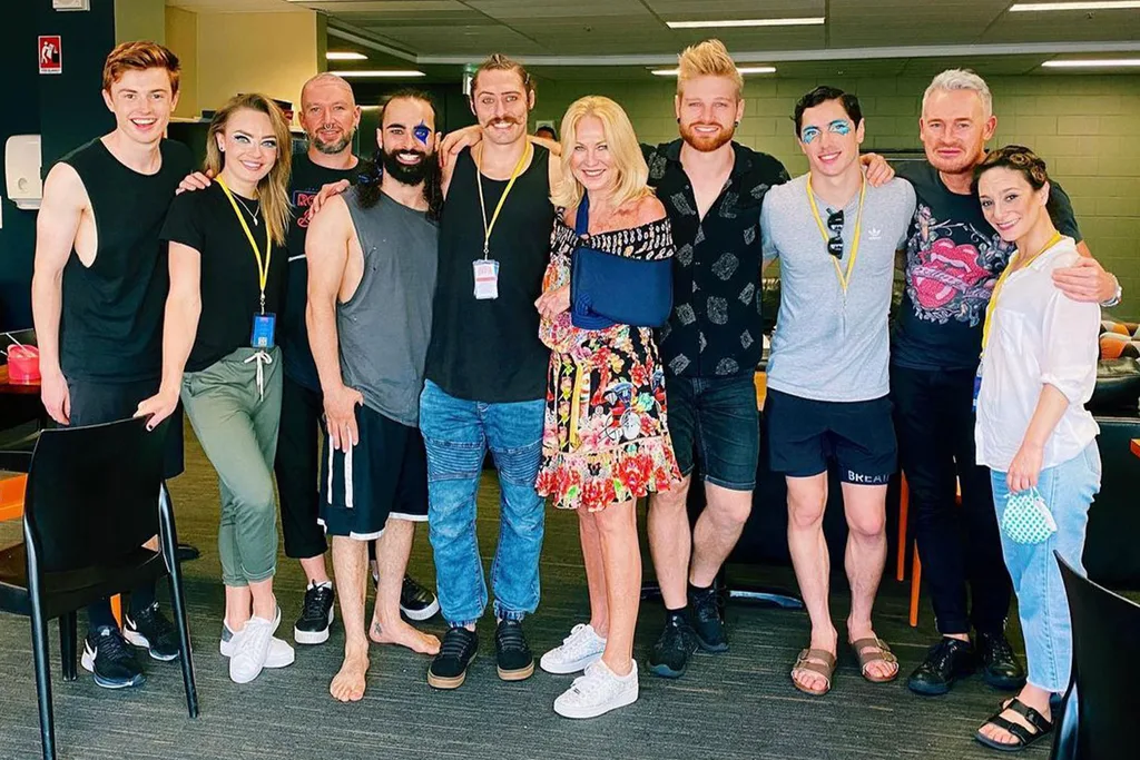 Kerri Anne Kennerley fall Pippin musical