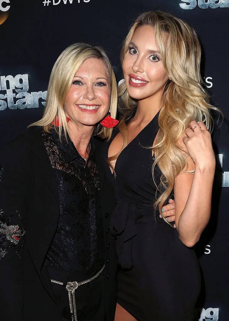 Olivias Newton John Chloe Lattanzi Grease 2