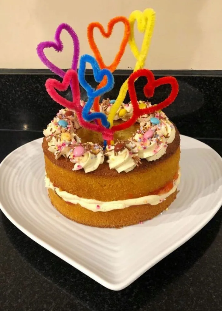 Mother's day cake cambridges