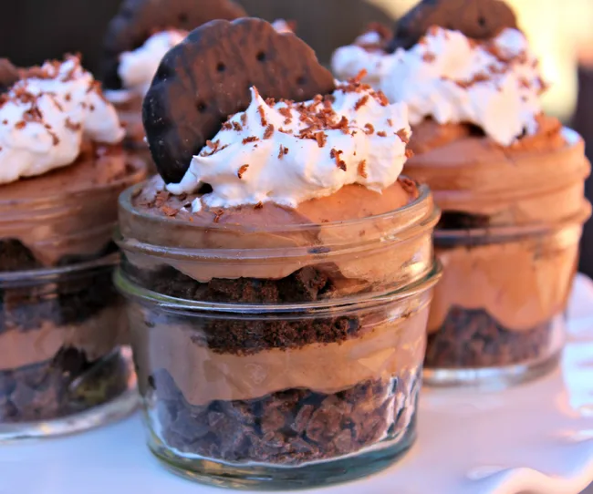 Serve Chocolate Mousse in Mason jar
