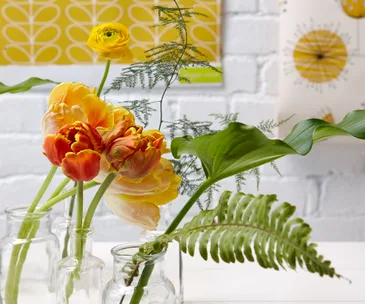 F_ask-alex-spring-fling-yellow-floral-arrangment