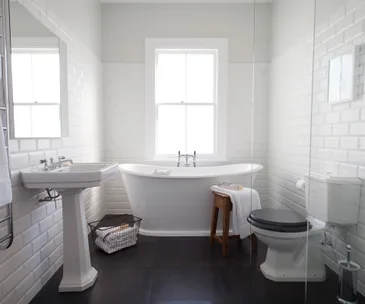 Bathroom profile: Ornate