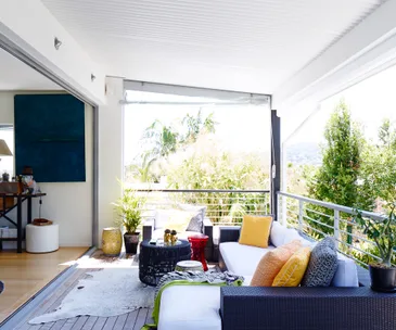 The-covered-outdoor-living-space-is-a-much-needed-escape-from-the-Noosa-sun.