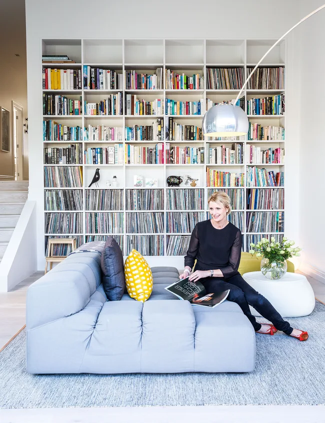 floor to ceiling built in bookcase