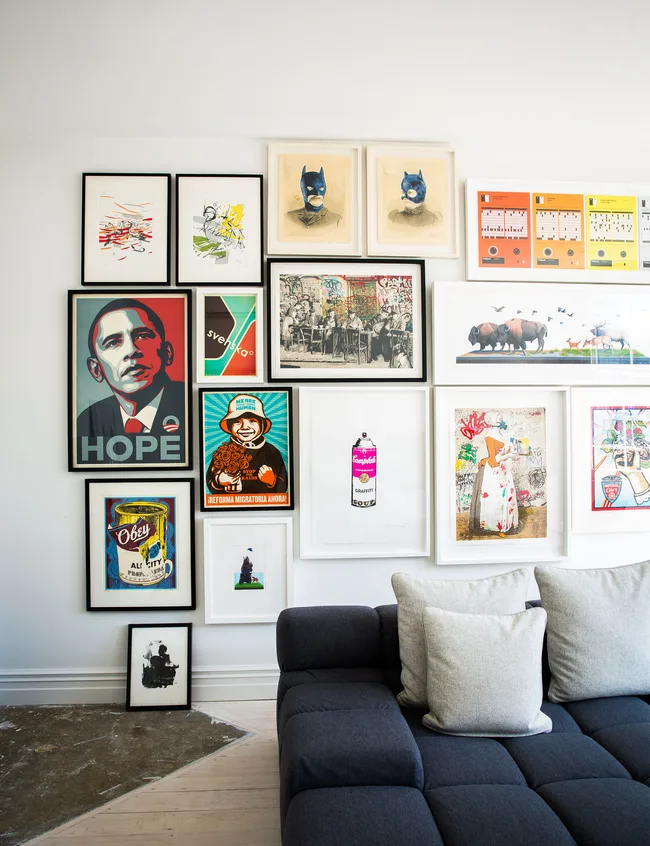 Frame feature wall