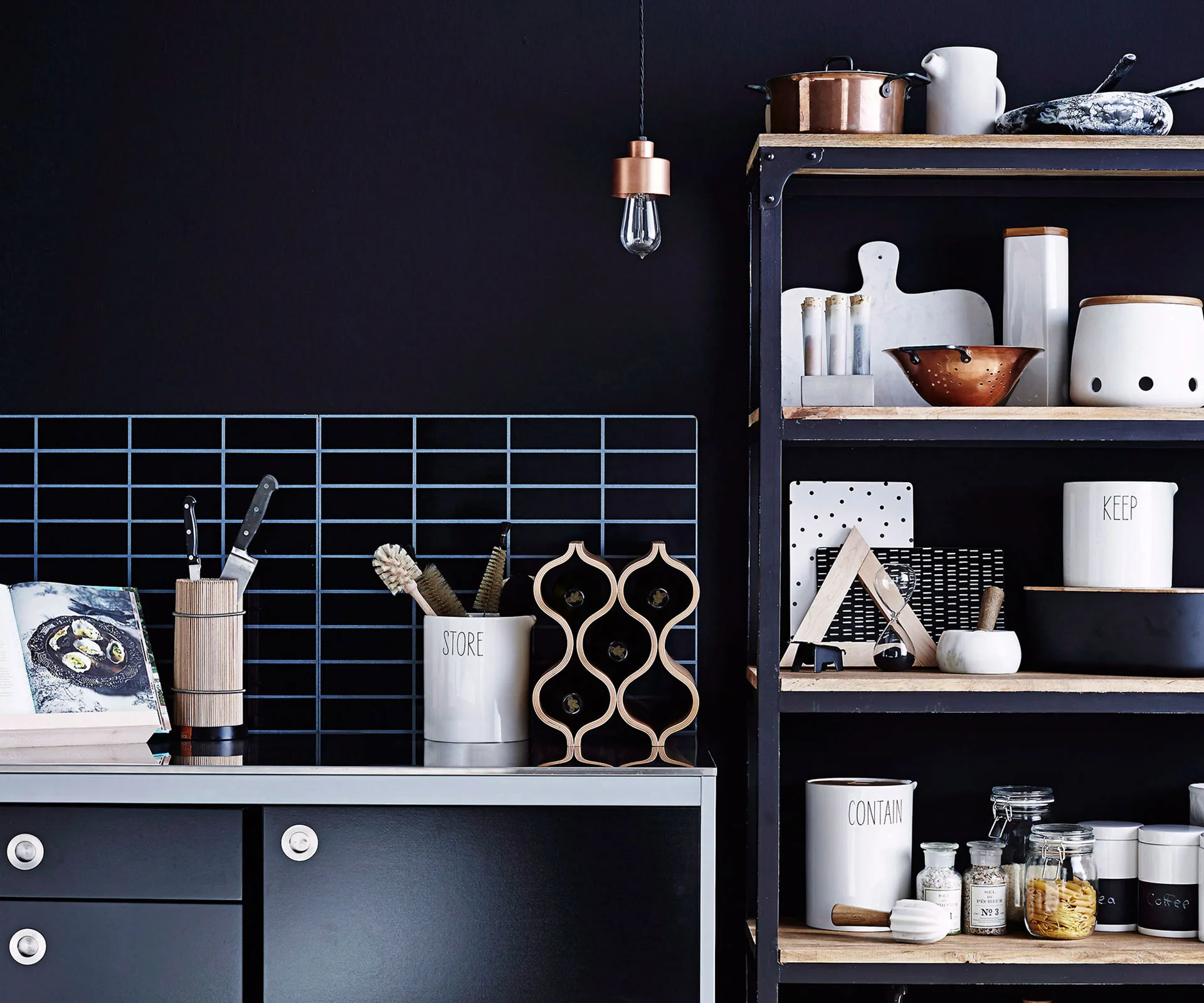 black kitchen, copper, kitchen storage, kitchen inspiration