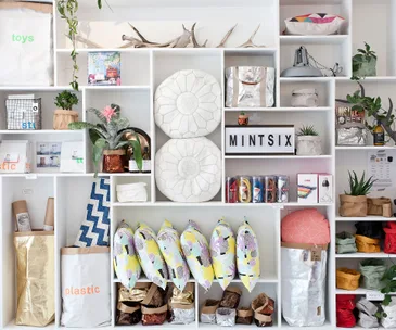 cubby holes, shop layout