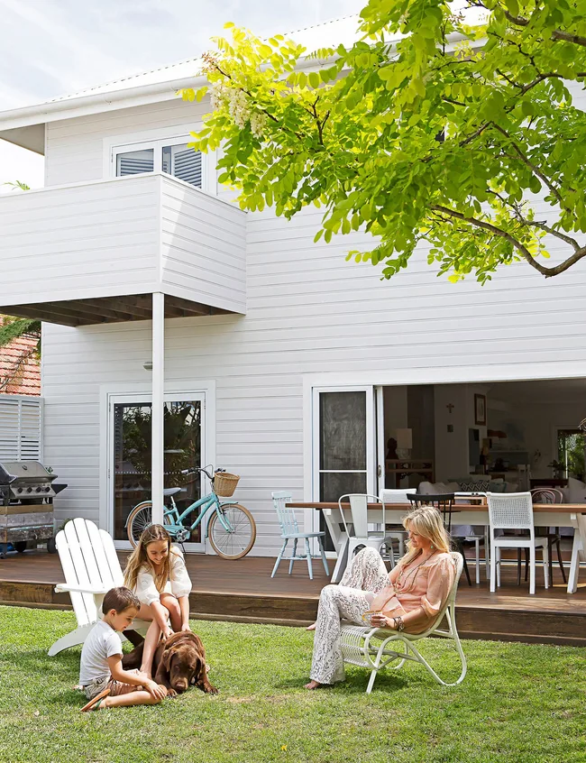 Bernadette Cross, brick cottage, kids, back yard, Queensland, beach house
