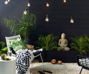 How to create an outdoor room with Balinese inspired style
