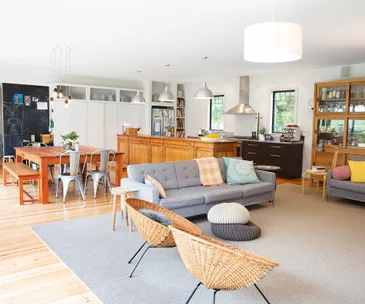 This house went from a cottage to a five-bedroom family home
