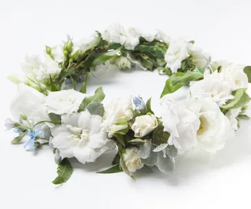 How to make the prettiest floral crown