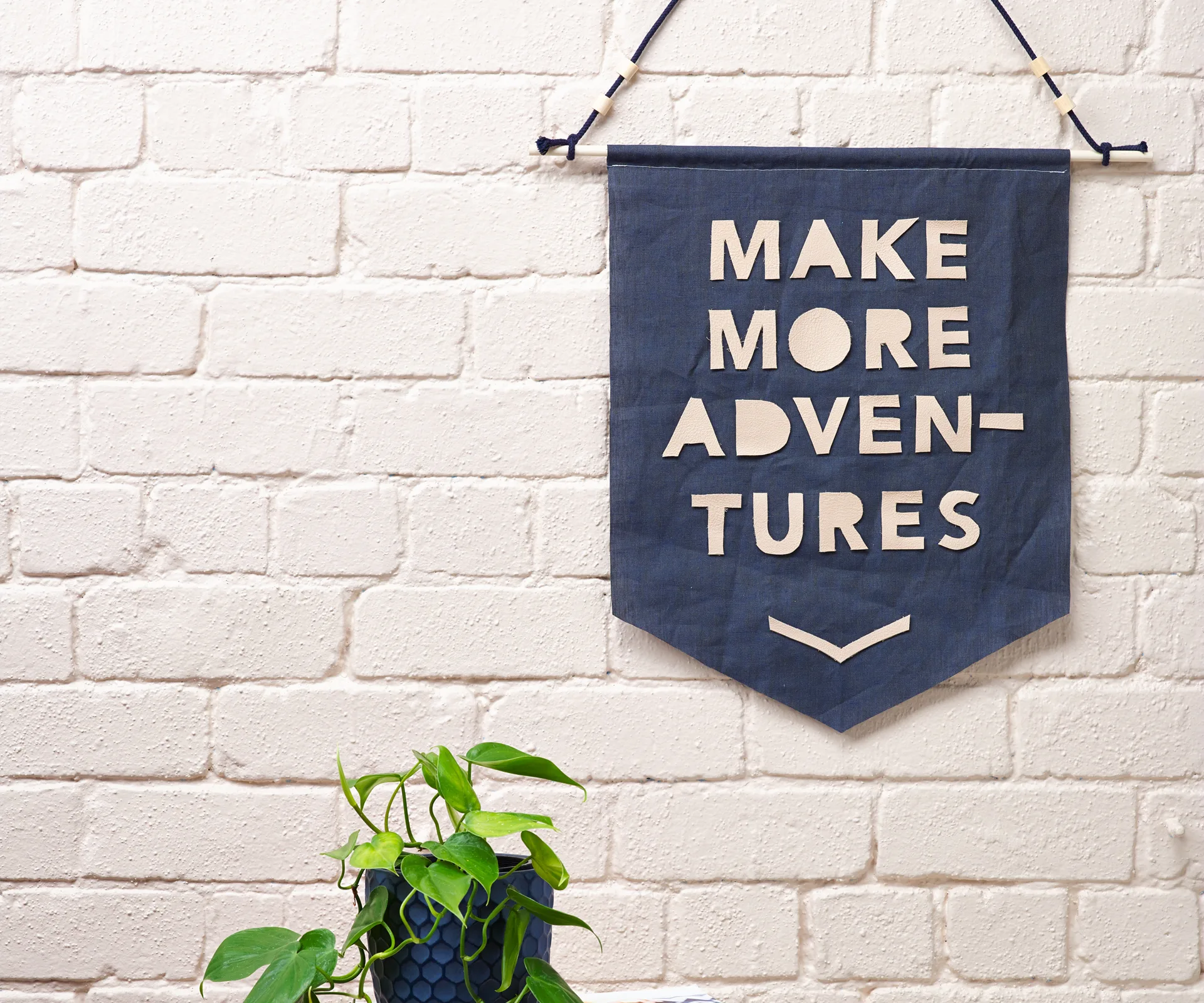 How to make a fabric statement banner