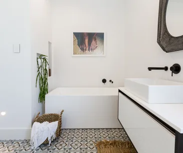 Get the look: Niki and Tiff’s winning bathroom