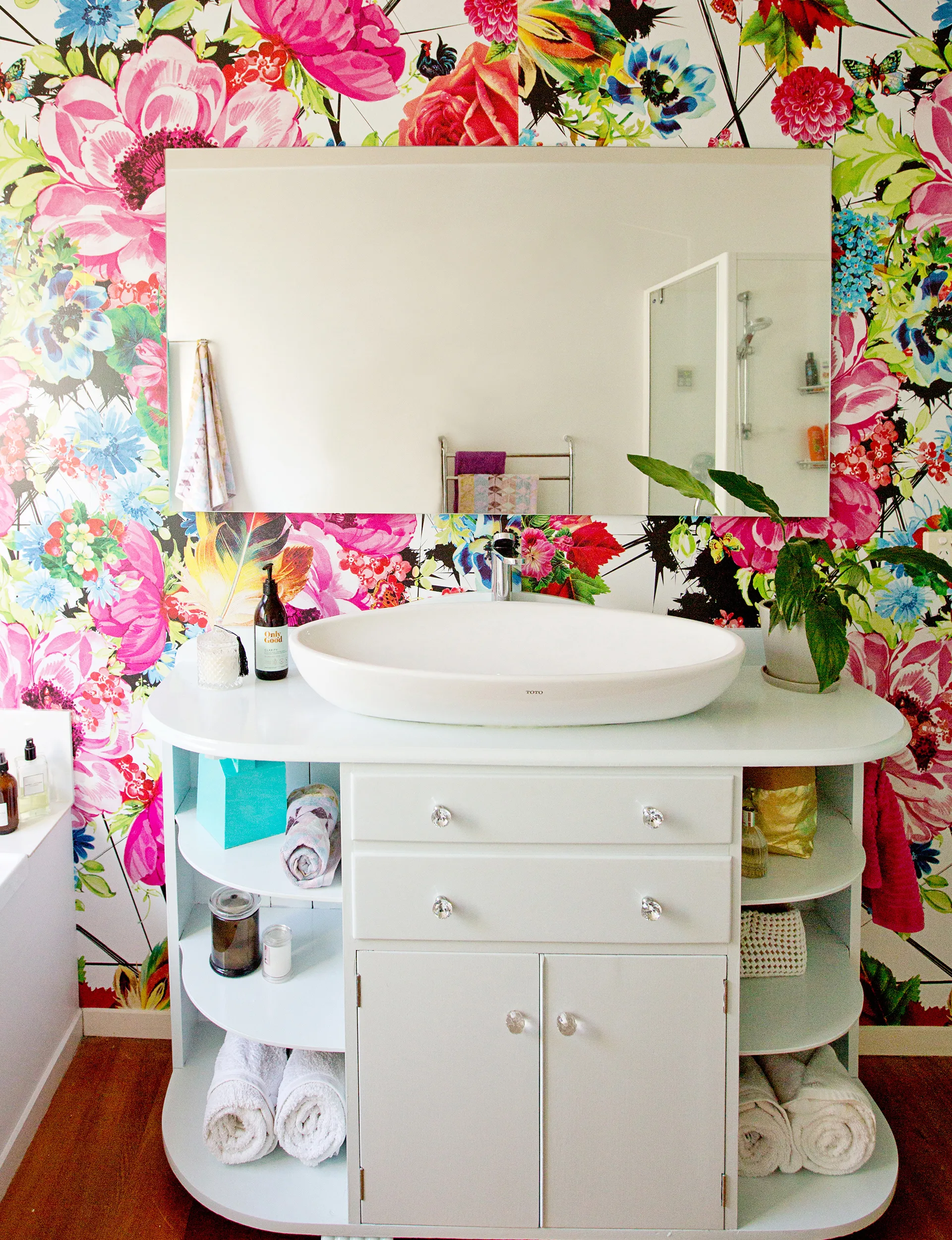 YH0616_REN_BathroomWorkshop_Larkin02HR