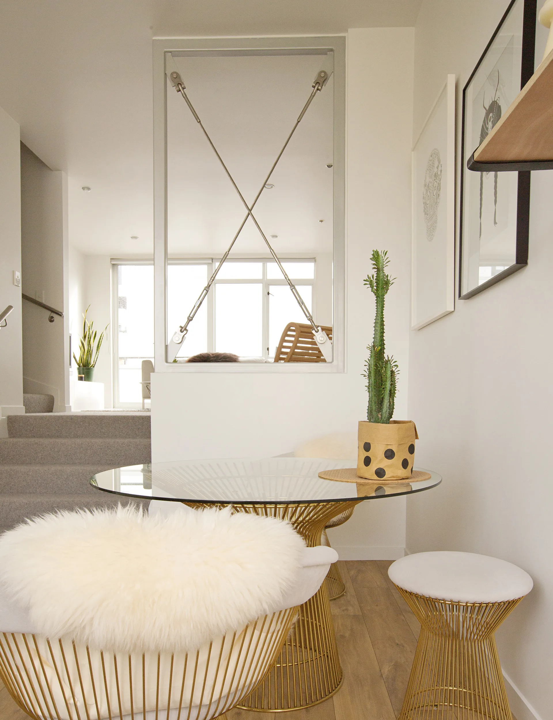 YH0816_REN_Kitchens_StanboroughKitchen LR17