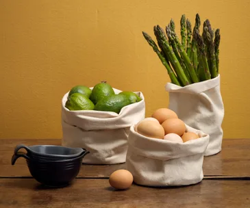 Four DIY projects with canvas