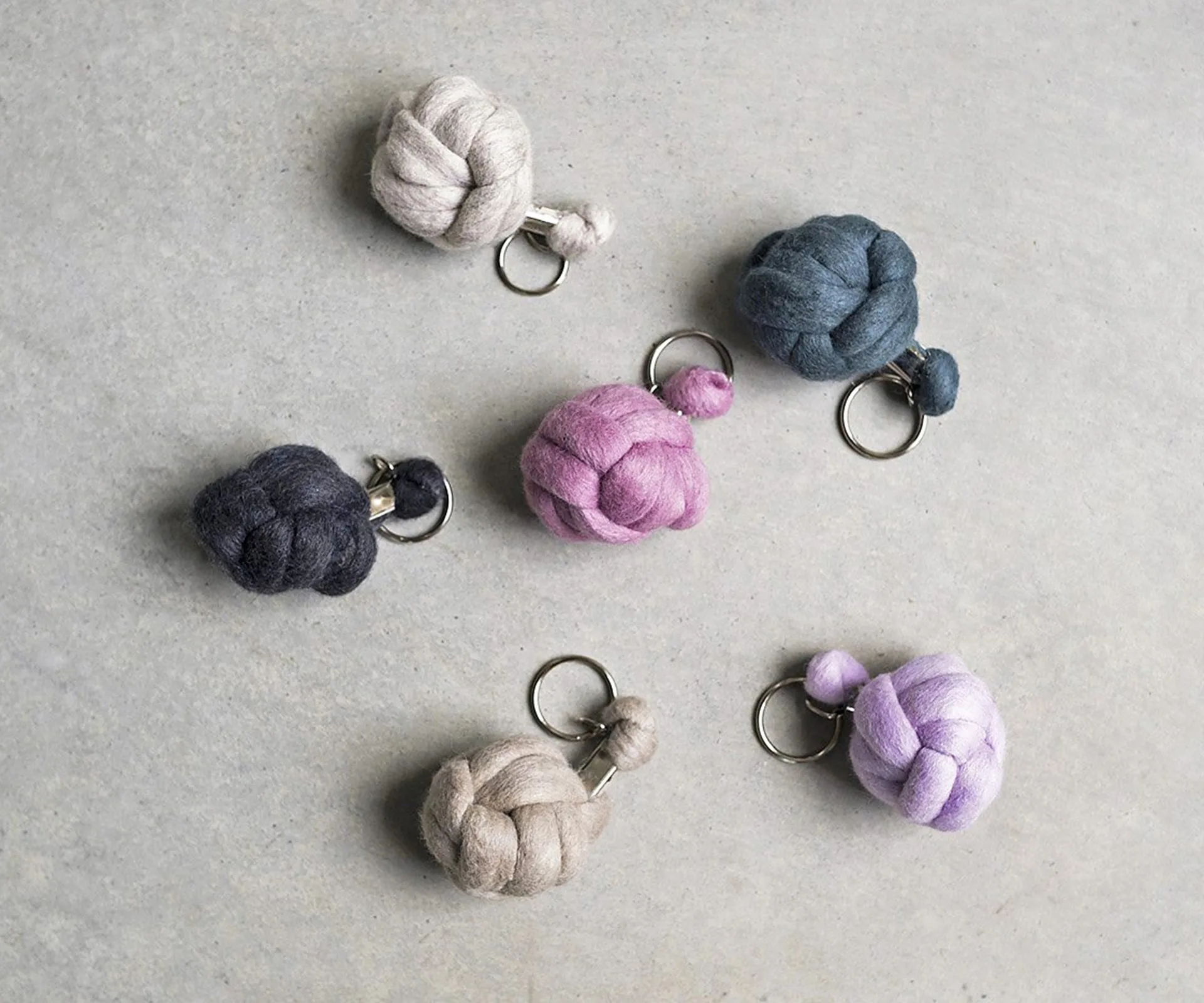 YH1016__SHP maker_YH01016_SHP_MAKERS_PLUMP&CO_01