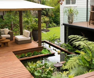 An unruly Meadowbank section became this tropical oasis