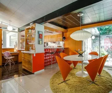 This Texas home is a retro dream come true