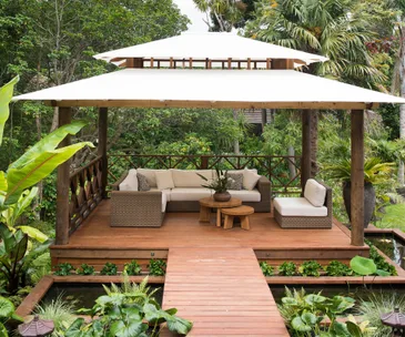 A lush Balinese-style garden hidden in an Auckland backyard