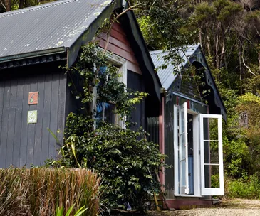 This cluster of cottages near Kerikeri are the ultimate seaside escape