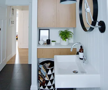 Quick tips to help you win the battle of a messy bathroom