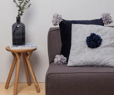 4 easy home decor projects using wool pom poms